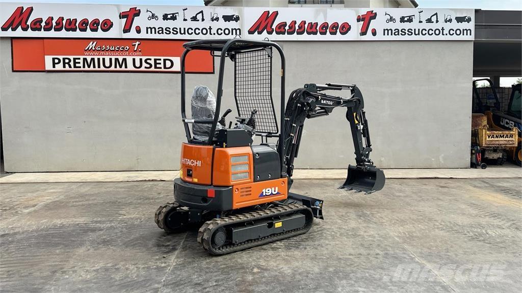 Hitachi ZX19U-2P Mini Escavadoras <7t