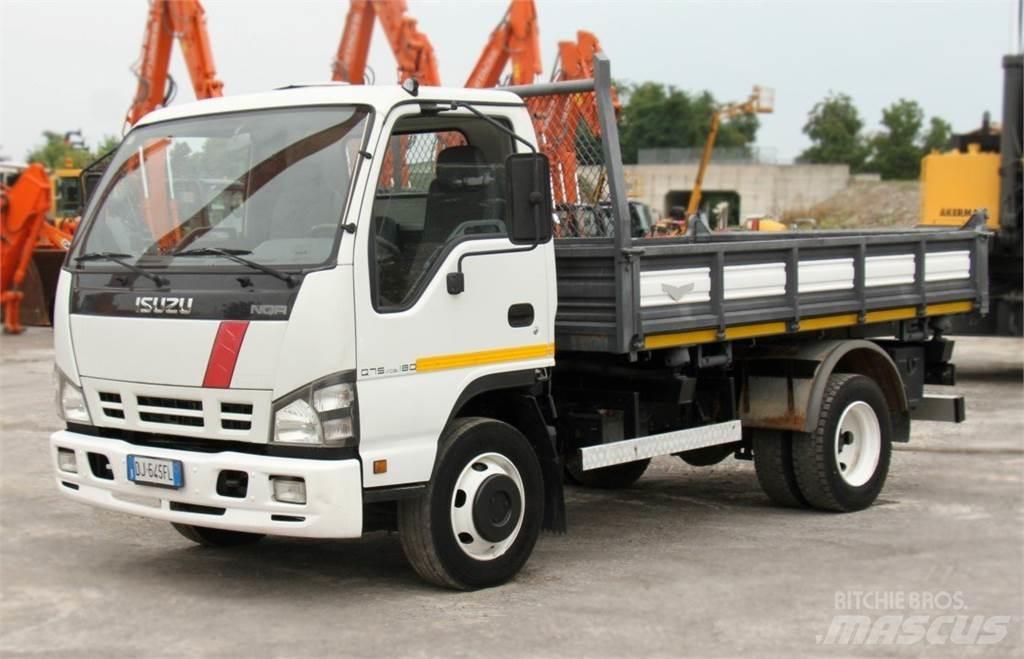 Isuzu NQR175.75 Outros Camiões