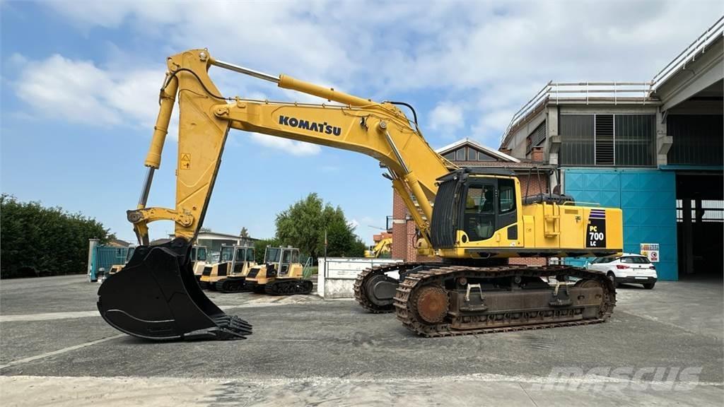 Komatsu PC700 LC-8E0 Escavadoras de rastos