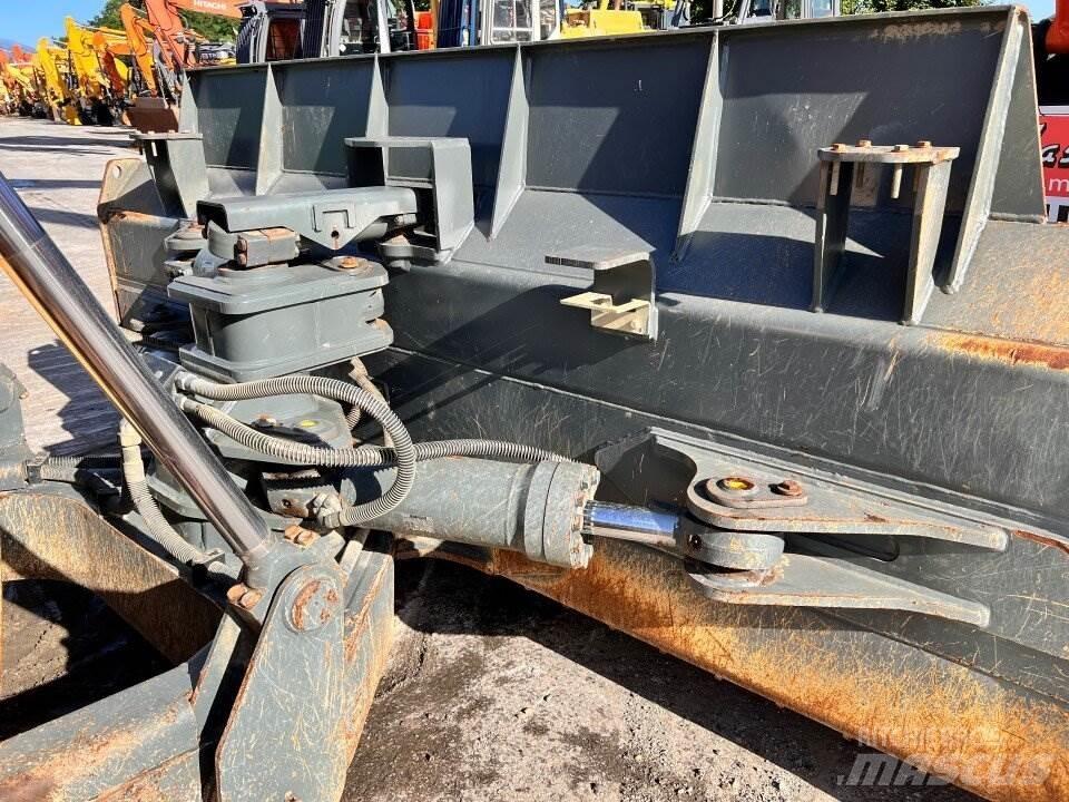 Liebherr 736 Dozers - Tratores rastos
