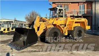 Liebherr L 551 Pás carregadoras de rodas