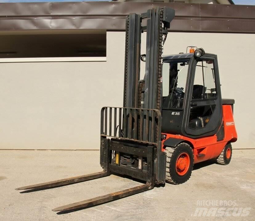 Linde E35P Empilhadores eléctricos