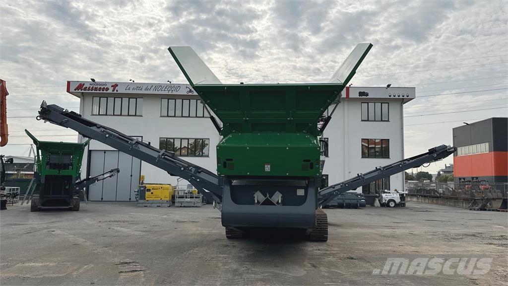 McCloskey R230 Equipamento de triagem