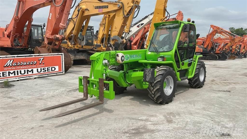 Merlo P38.13 PLUS Manipuladores telescópicos