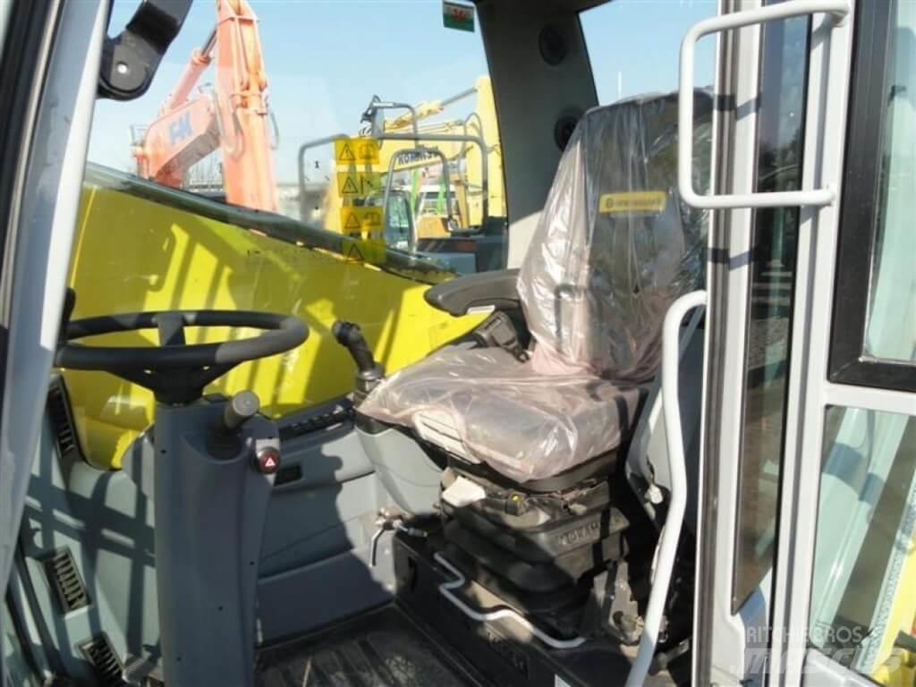 New Holland WE210 Escavadoras de rodas