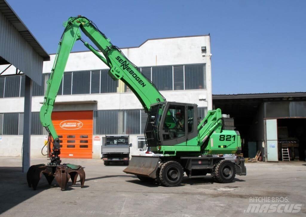 Sennebogen 821 Escavadoras de rodas