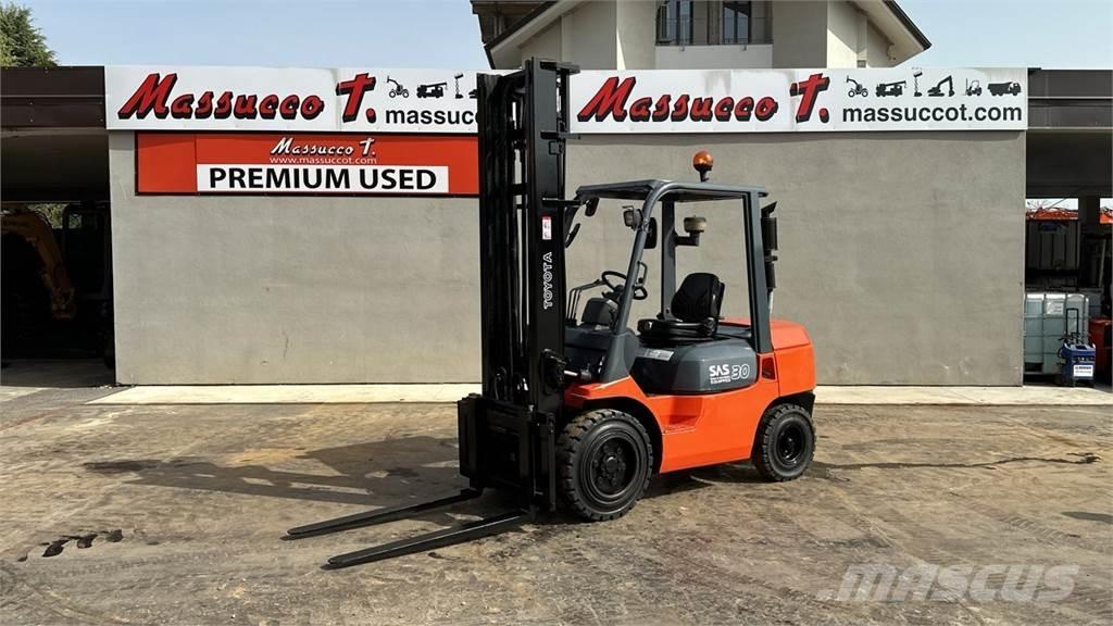 Toyota 02-7FD30 Empilhadores Diesel