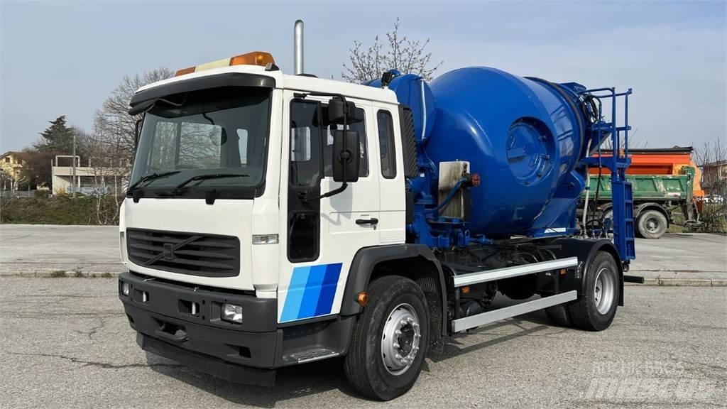 Volvo FL6 4X2 Camiões de betão