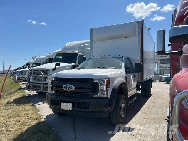 Ford F450 XL 4x2 Camiões de caixa fechada