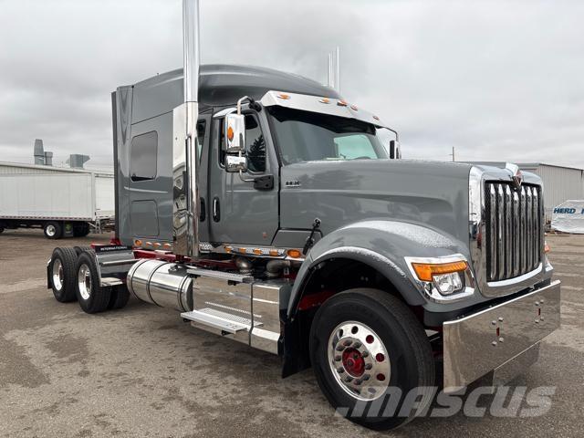 International HX Tractores (camiões)