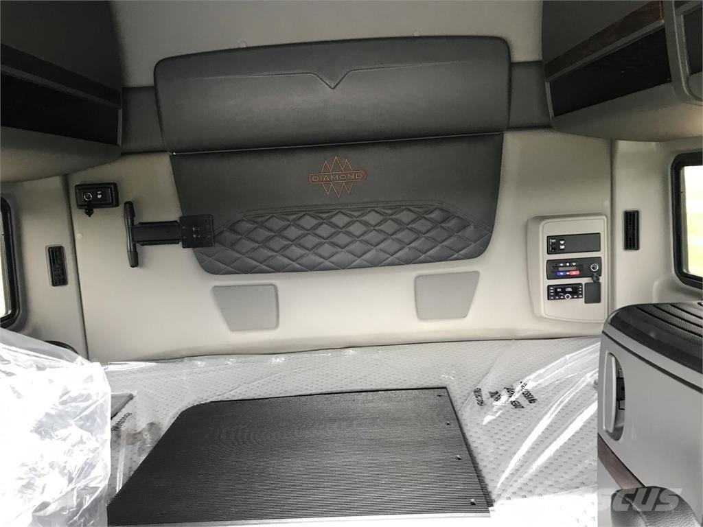 International HX Tractores (camiões)