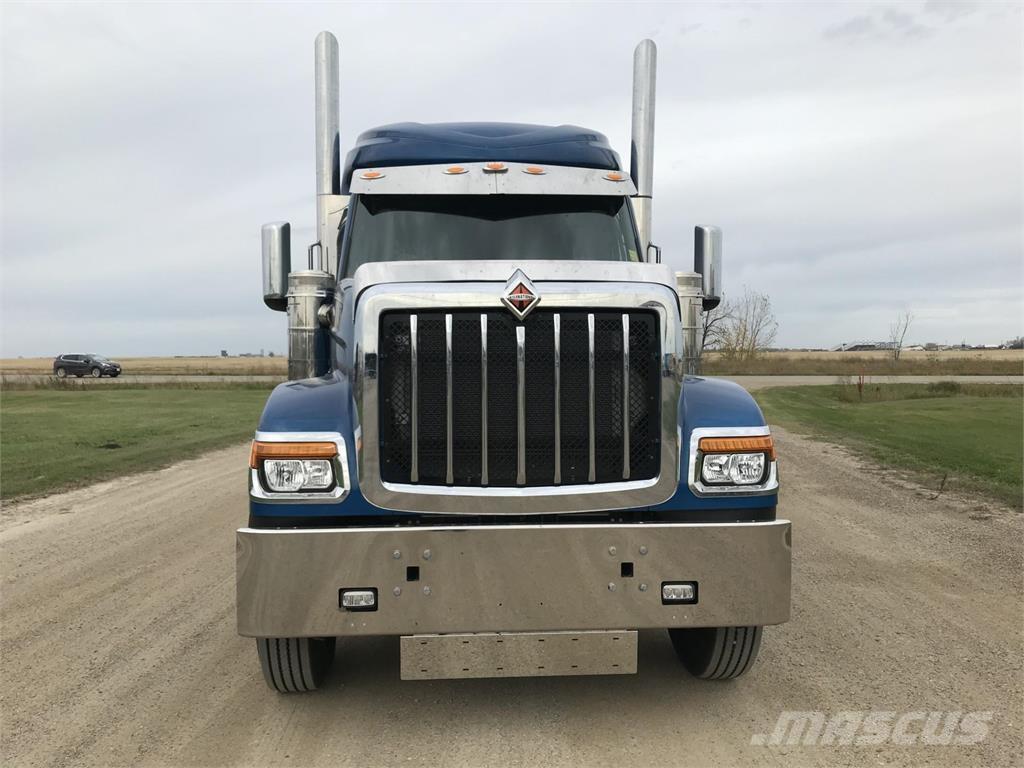 International HX Tractores (camiões)