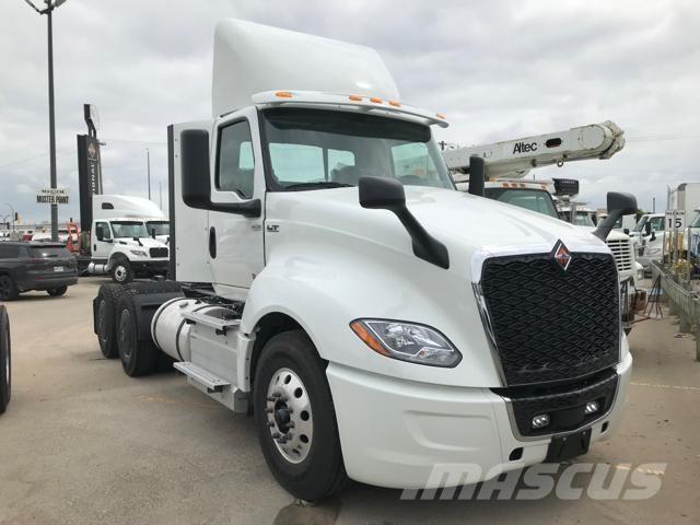 International LT Tractores (camiões)