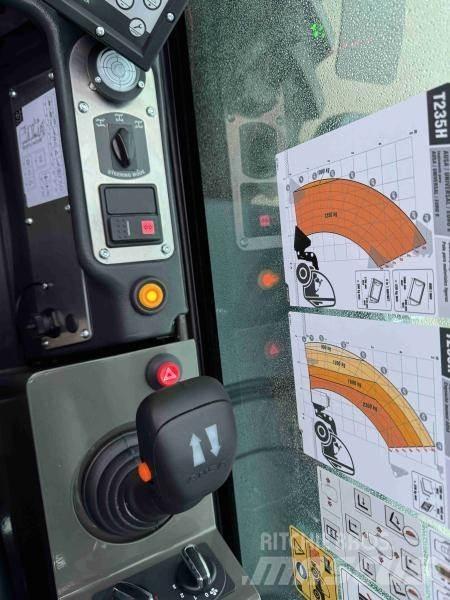 Ausa T235H Manipuladores telescópicos