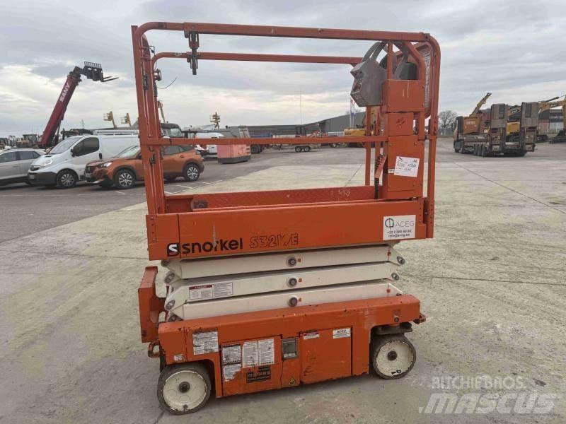 Snorkel S3219E Elevadores braços articulados