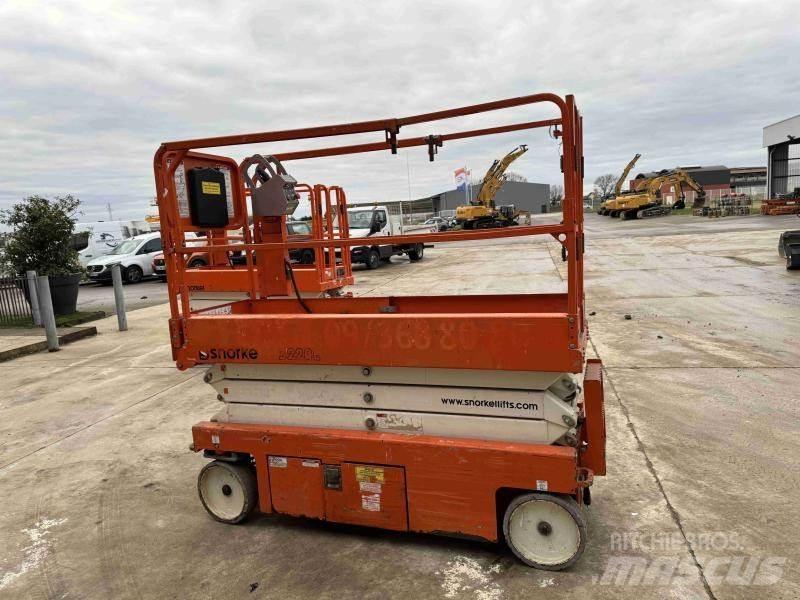 Snorkel S3220E Elevadores braços articulados