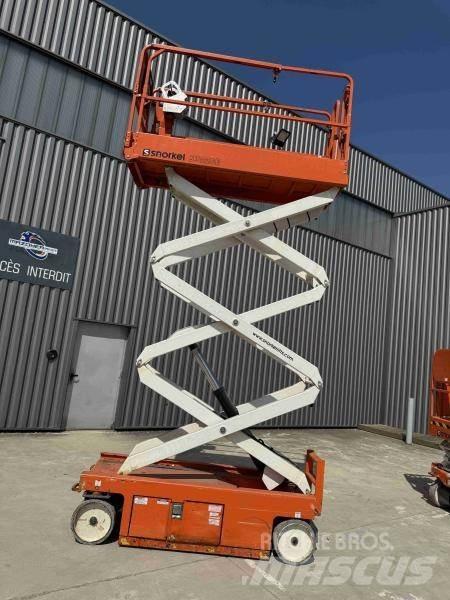 Snorkel S3220E Elevadores braços articulados