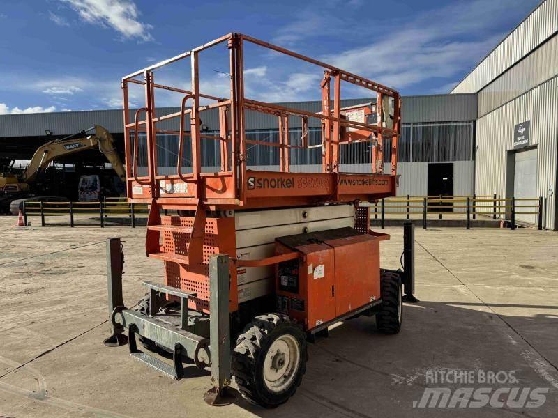 Snorkel S3370RT Elevadores braços articulados