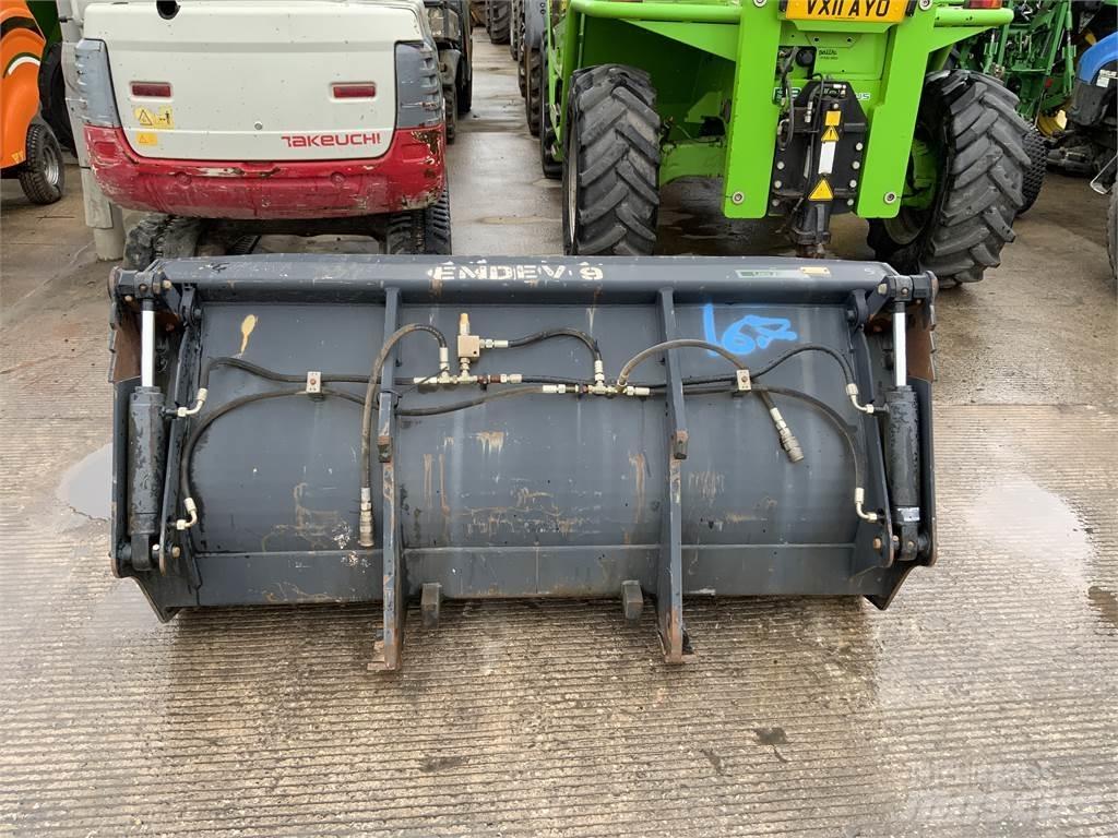 JCB 6FT 4 in 1 Bucket Agricultura - Outros
