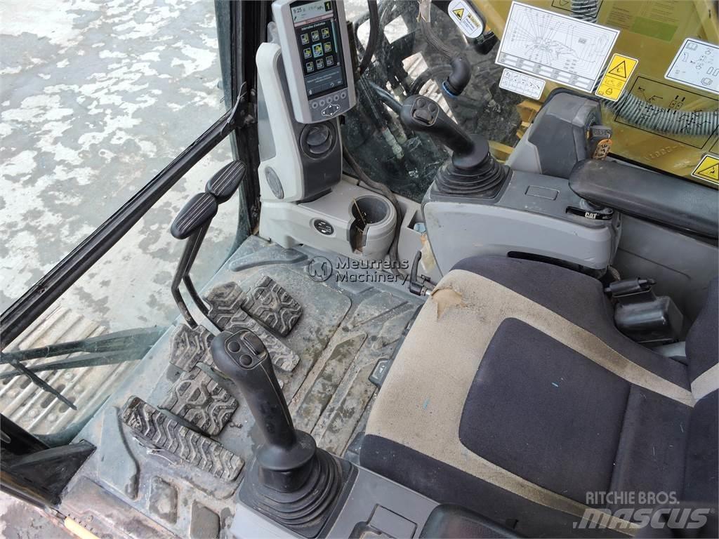 CAT 326F Escavadoras de rastos