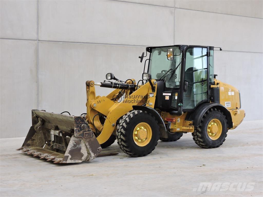 CAT 906M + FORK Pás carregadoras de rodas