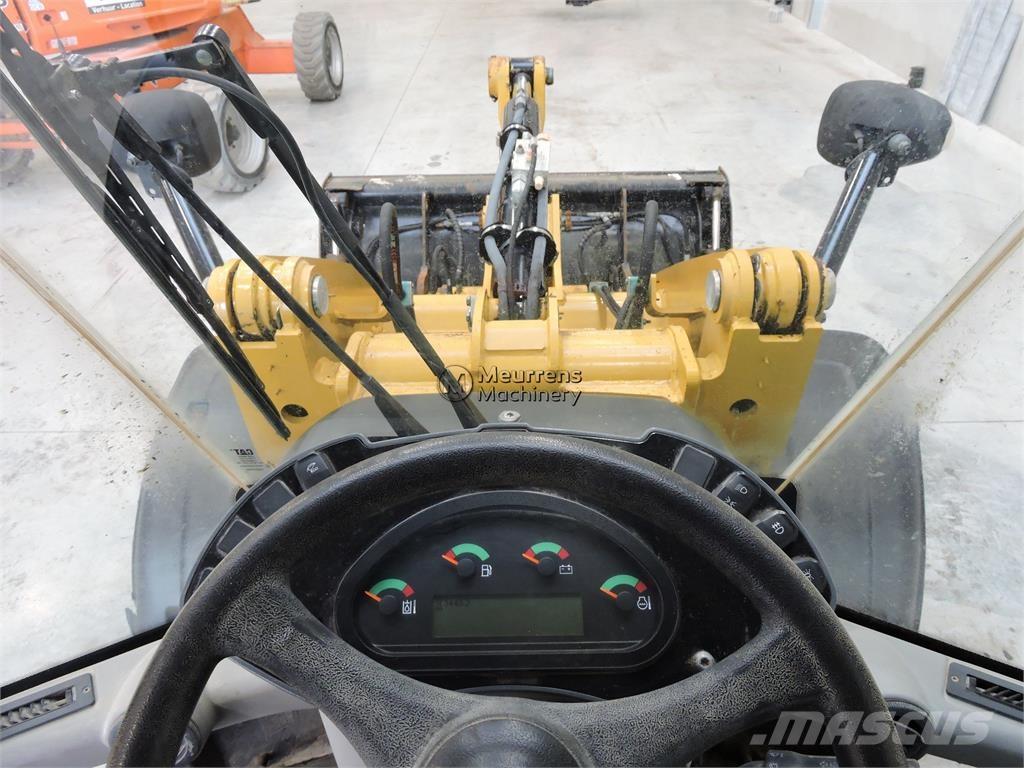 CAT 906M + FORK Pás carregadoras de rodas