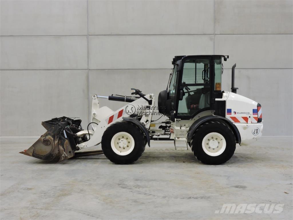 CAT 908M + FORK Pás carregadoras de rodas