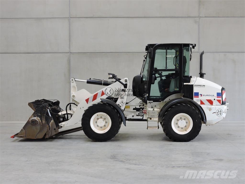 CAT 908M + FORK Pás carregadoras de rodas