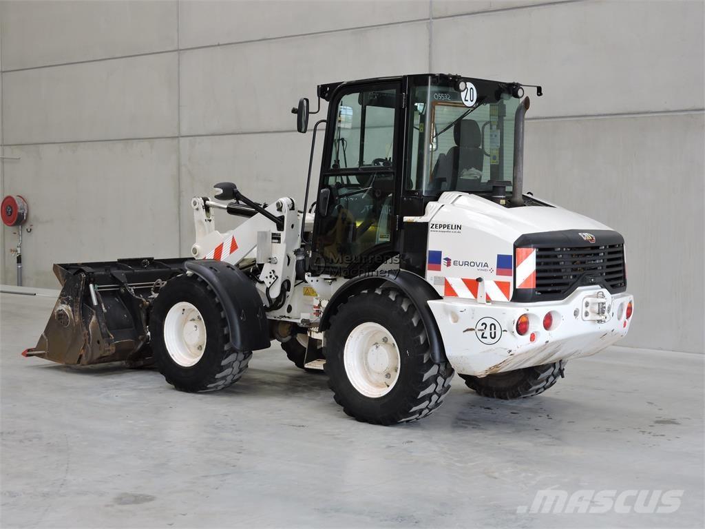 CAT 908M + FORK Pás carregadoras de rodas