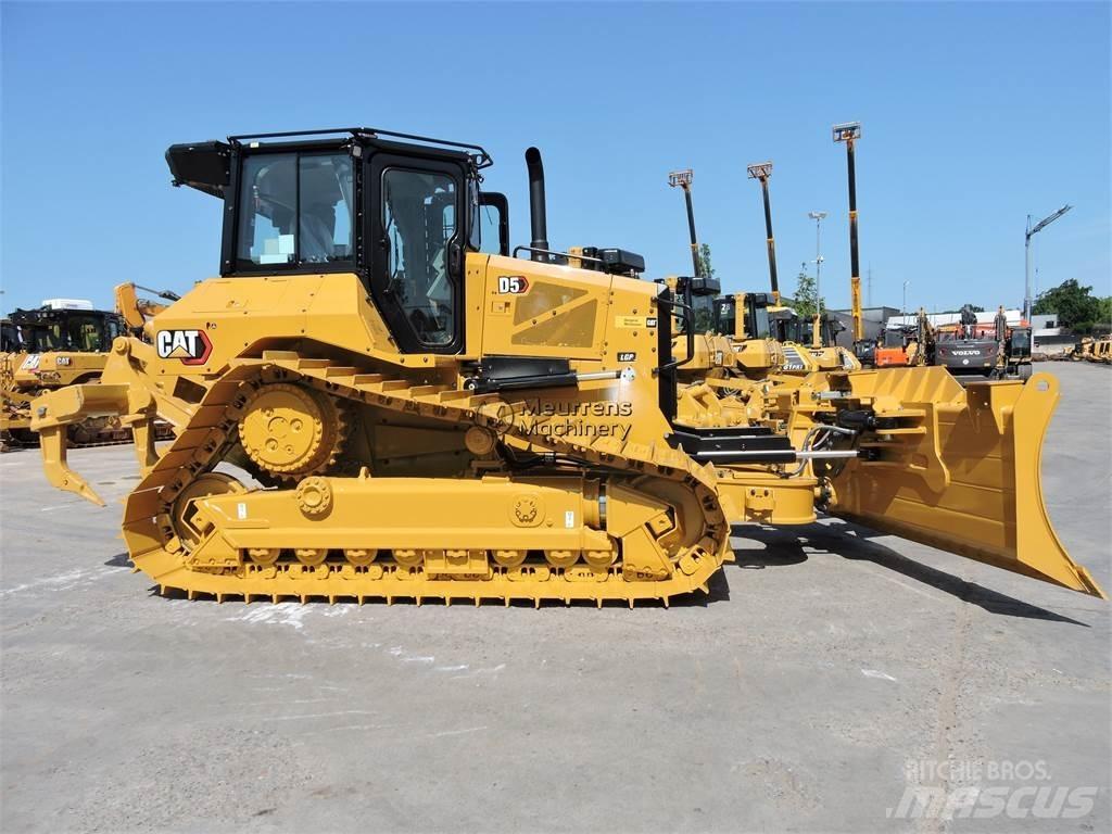 CAT D5 Dozers - Tratores