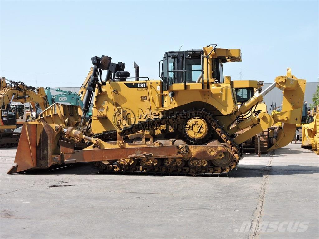 CAT D8T GERMAN Dozers - Tratores