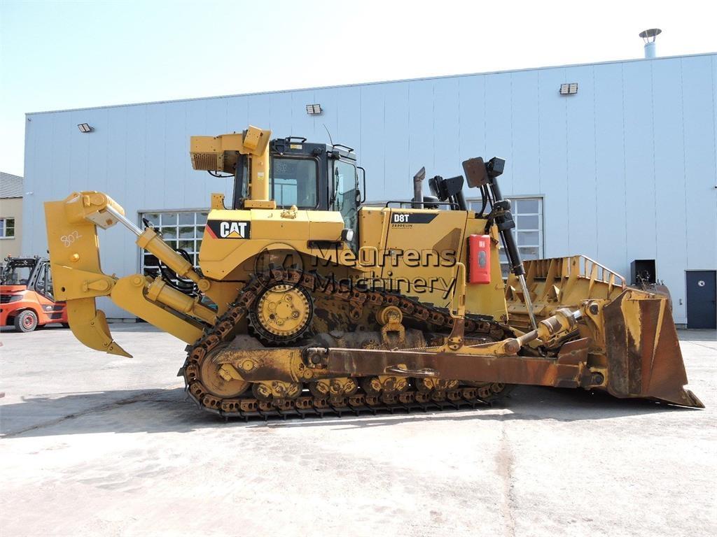 CAT D8T GERMAN Dozers - Tratores