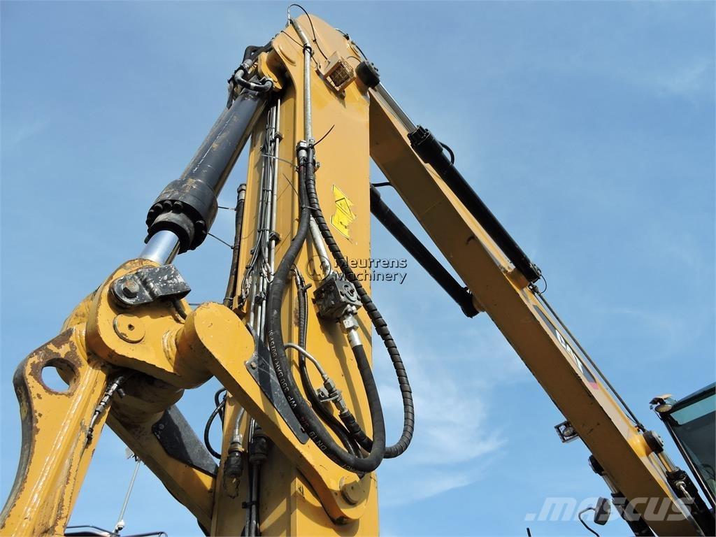 CAT MH3024 Manipuladores de resíduos / indústria