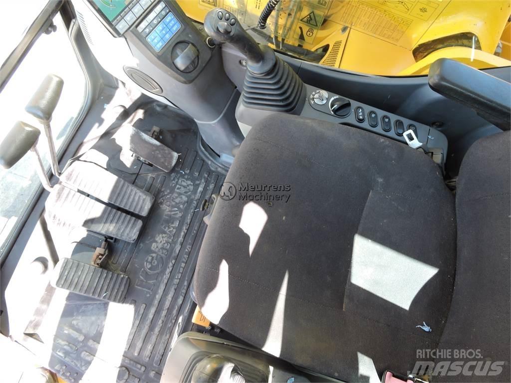 Komatsu PC228 Escavadoras de rastos