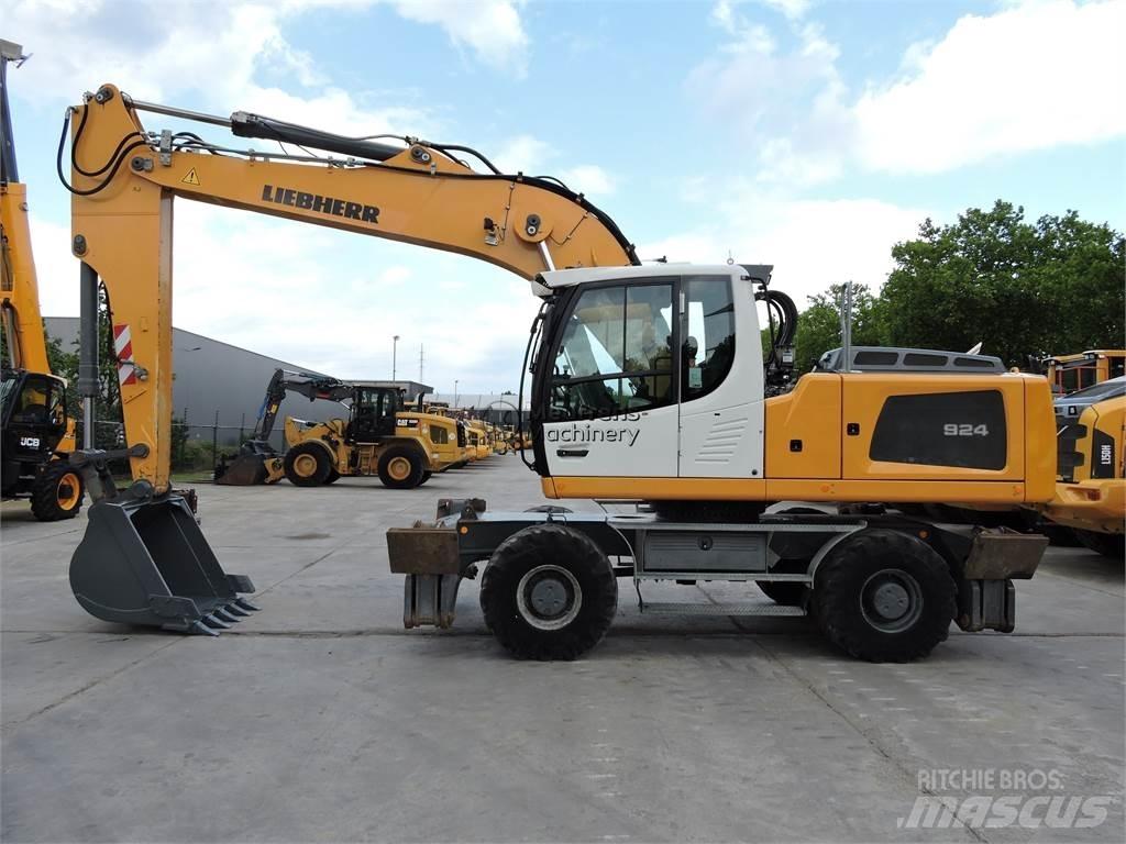 Liebherr A924 Escavadoras de rodas