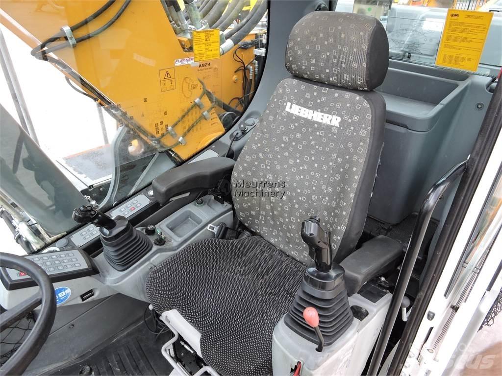 Liebherr A924 Escavadoras de rodas