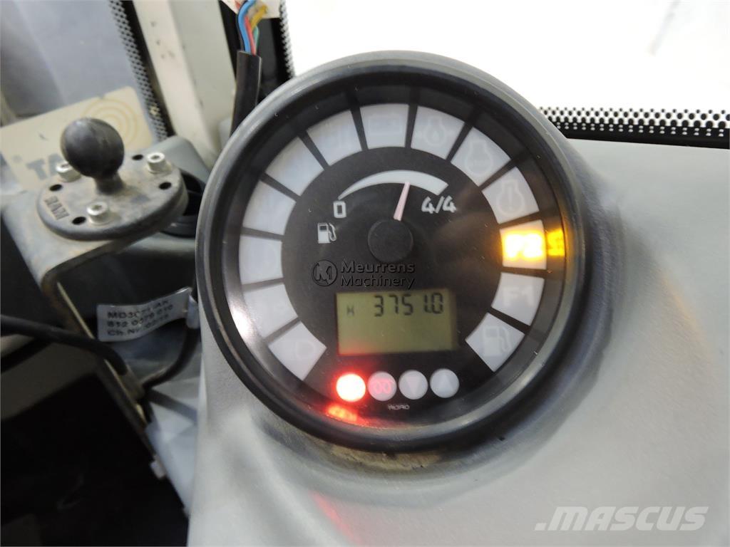 Liebherr L508 + FORK Pás carregadoras de rodas