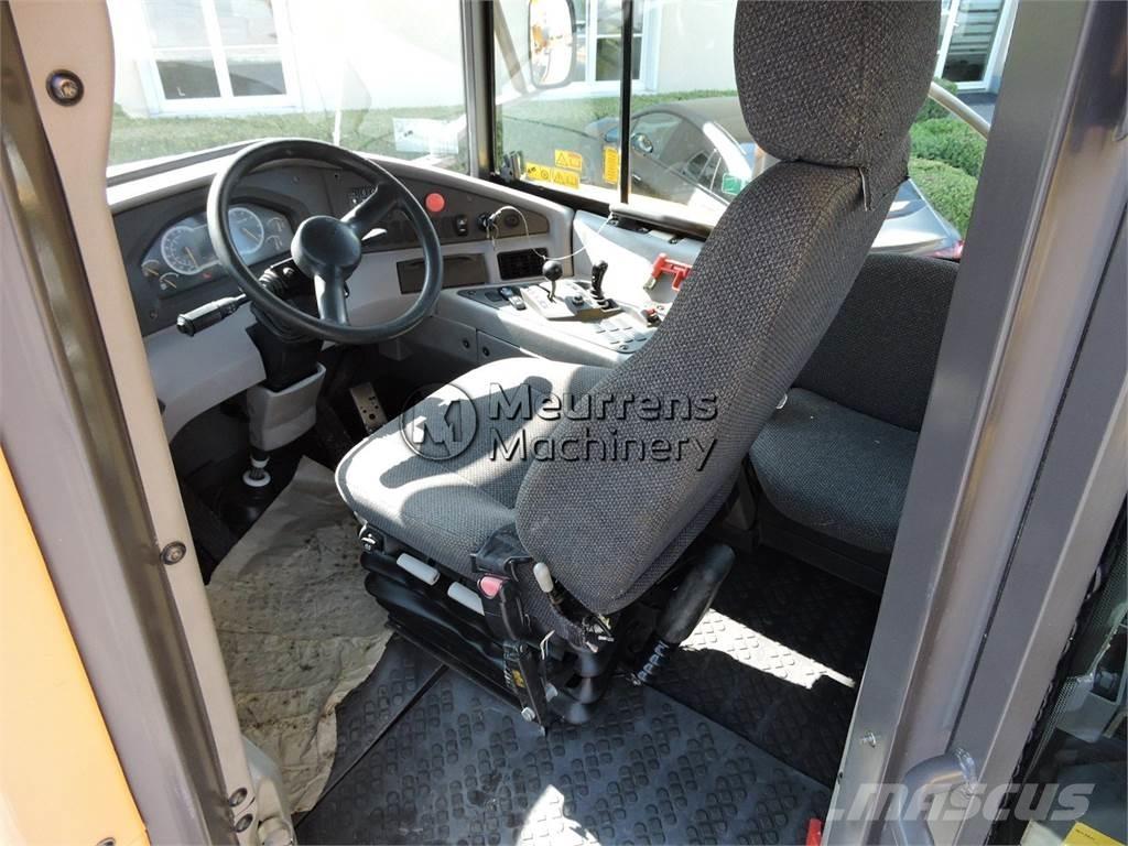 Volvo A25F Camiões articulados