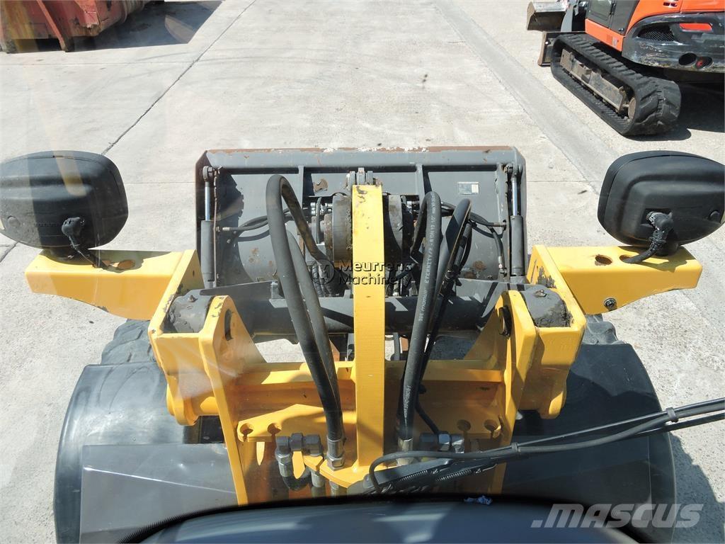 Volvo L25F + FORK Pás carregadoras de rodas