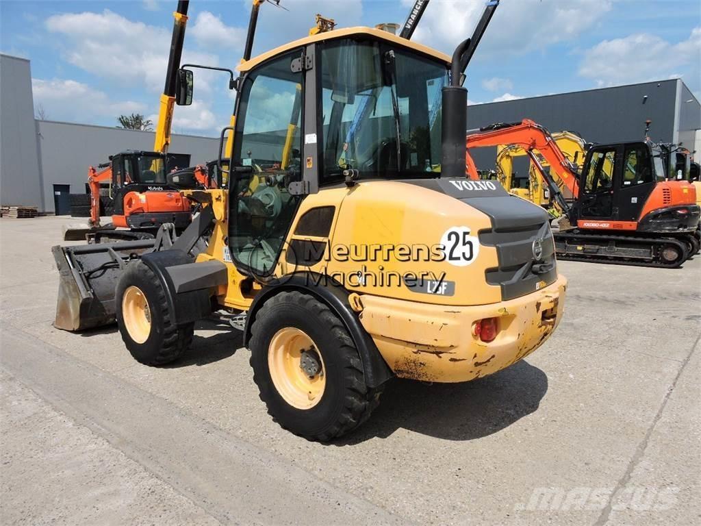 Volvo L25F + FORK Pás carregadoras de rodas