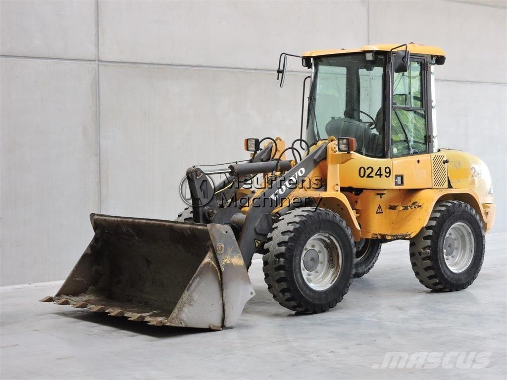 Volvo L30B Pás carregadoras de rodas