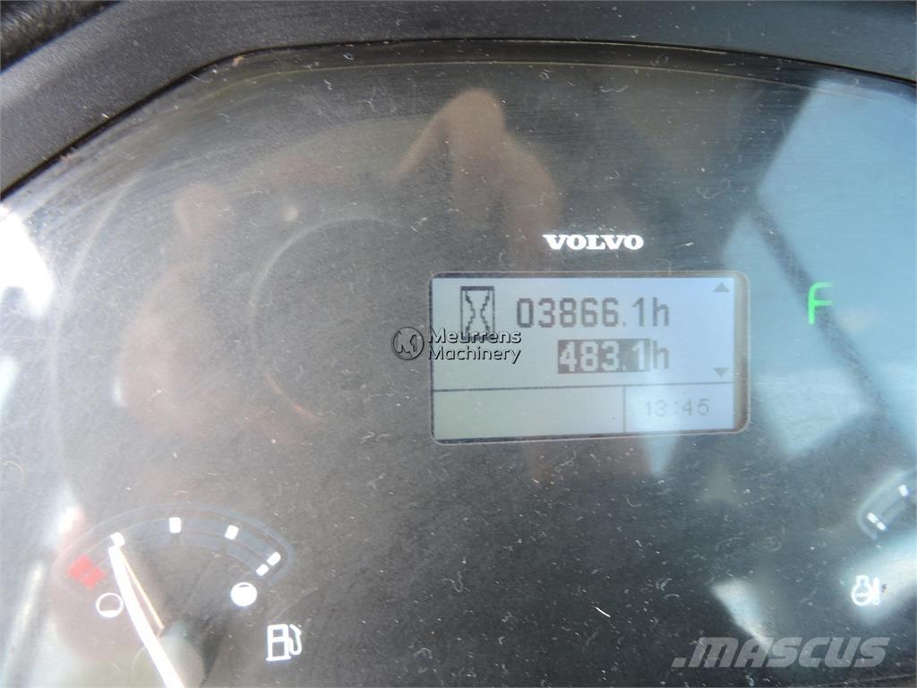 Volvo L30G + FORK Pás carregadoras de rodas