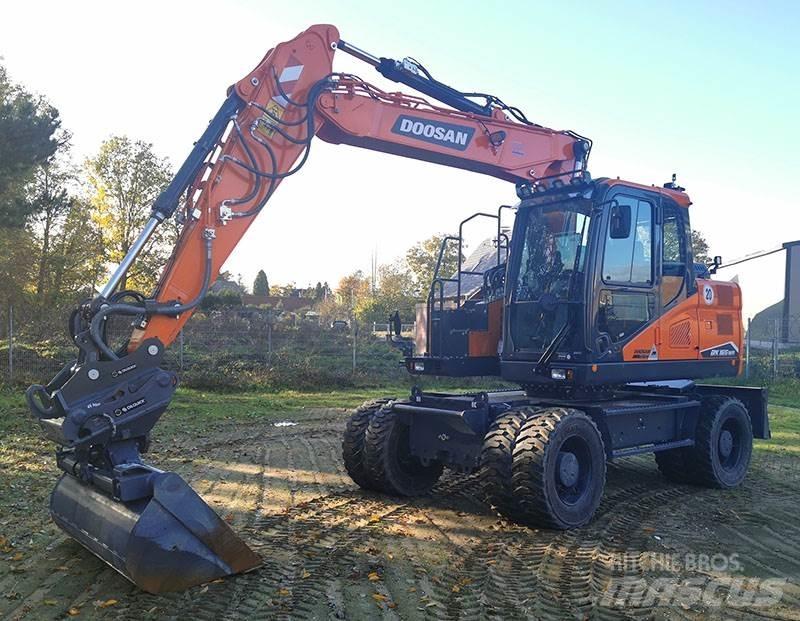 Doosan DX 165 WR-7 Escavadoras de rodas