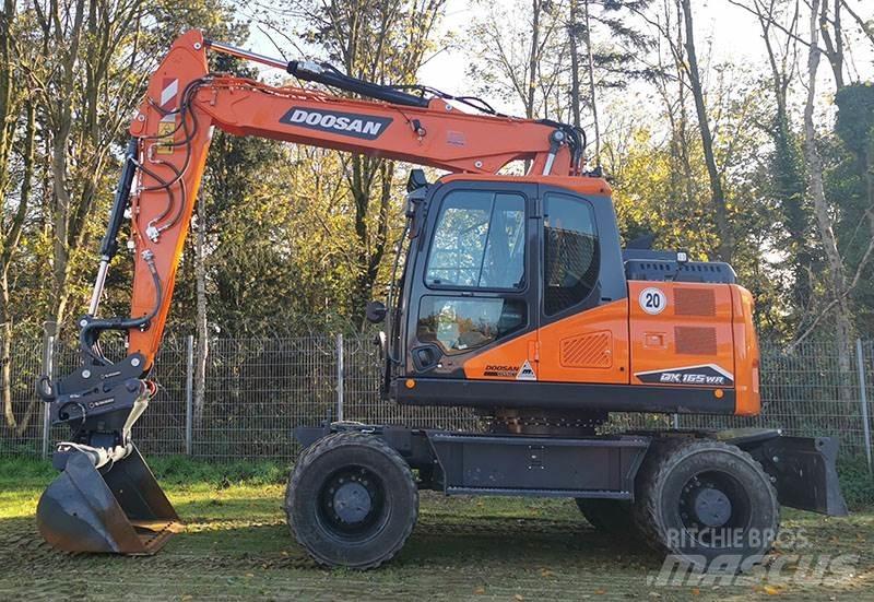 Doosan DX 165 WR-7 Escavadoras de rodas