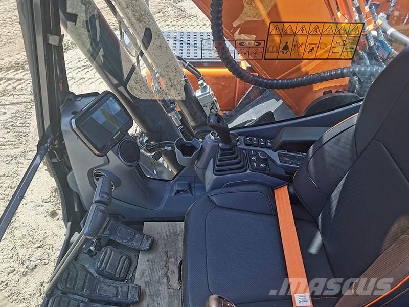 Doosan DX 210 LC-7 Escavadoras de rastos