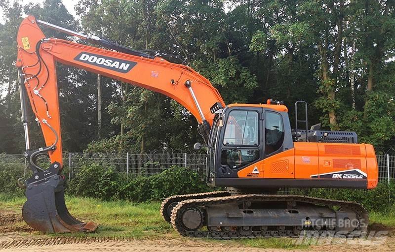 Doosan DX 225 LC-7 Escavadoras de rastos