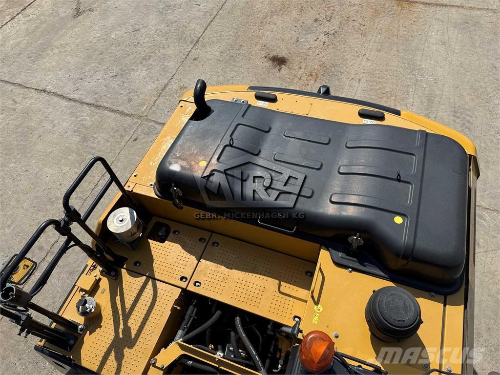 CAT 323 EL Escavadoras de rastos