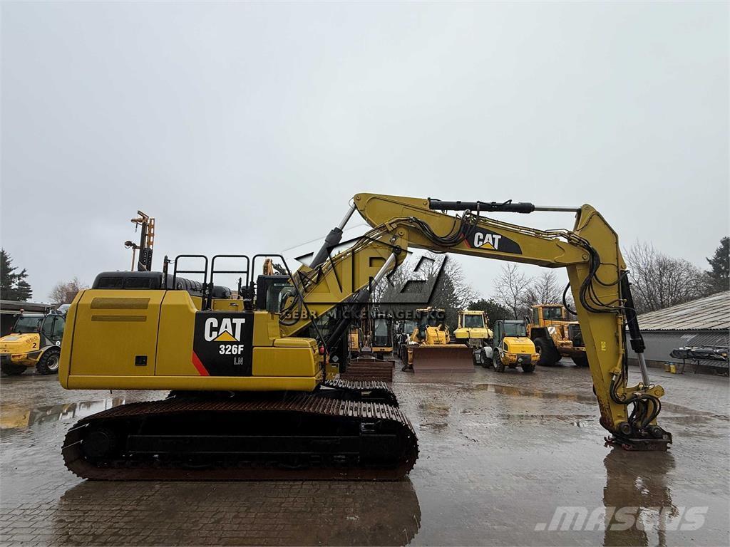 CAT 326 F LN Escavadoras de rastos