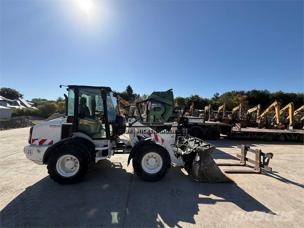 CAT 908 M Pás carregadoras de rodas