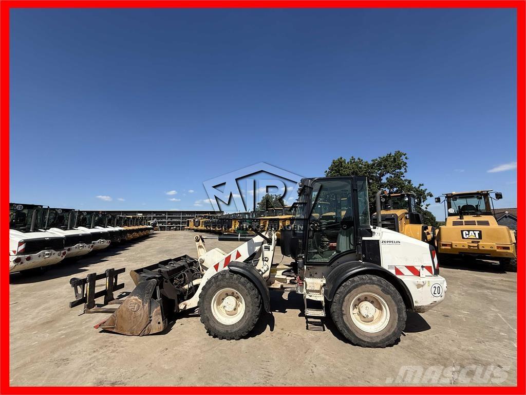 CAT 908M Pás carregadoras de rodas